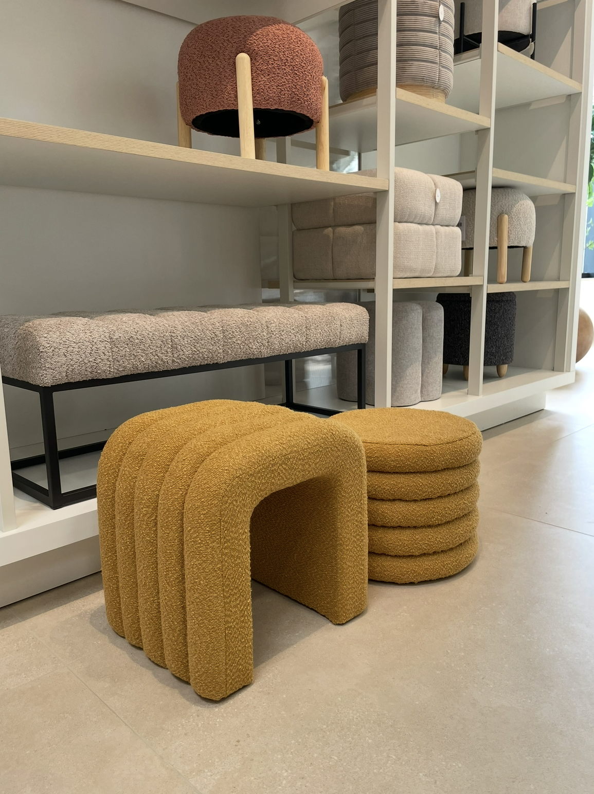 Bytový dizajn mobiliárových prvkov